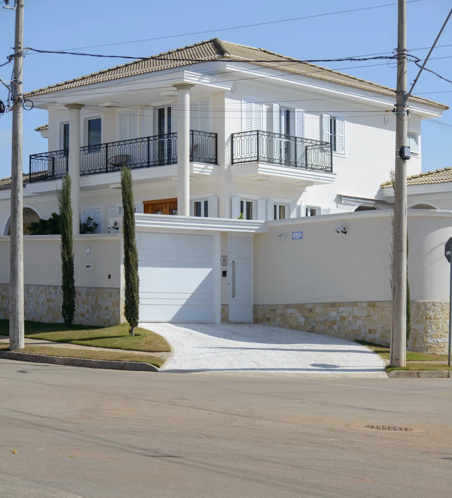 Residência J