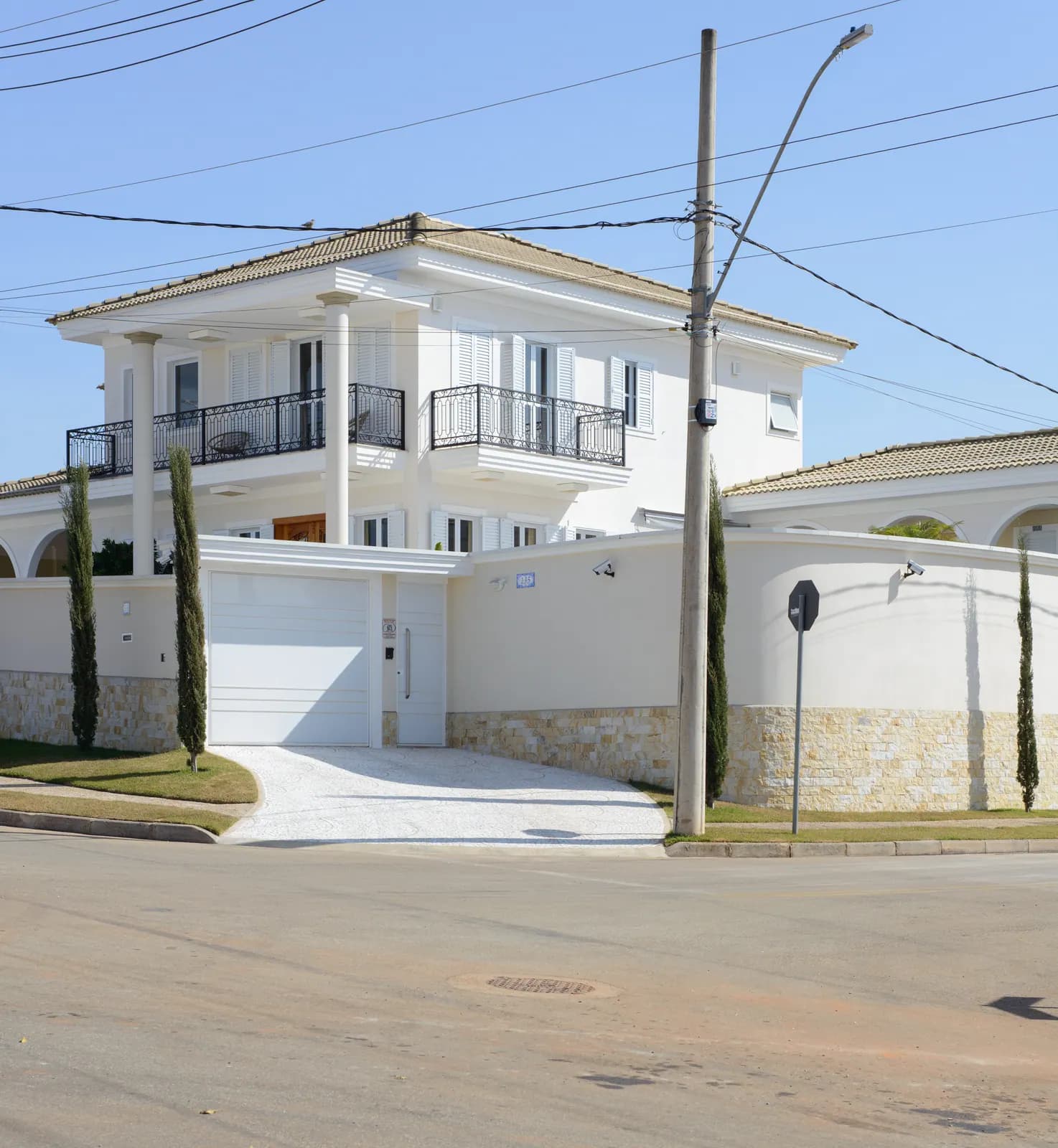 Residência J